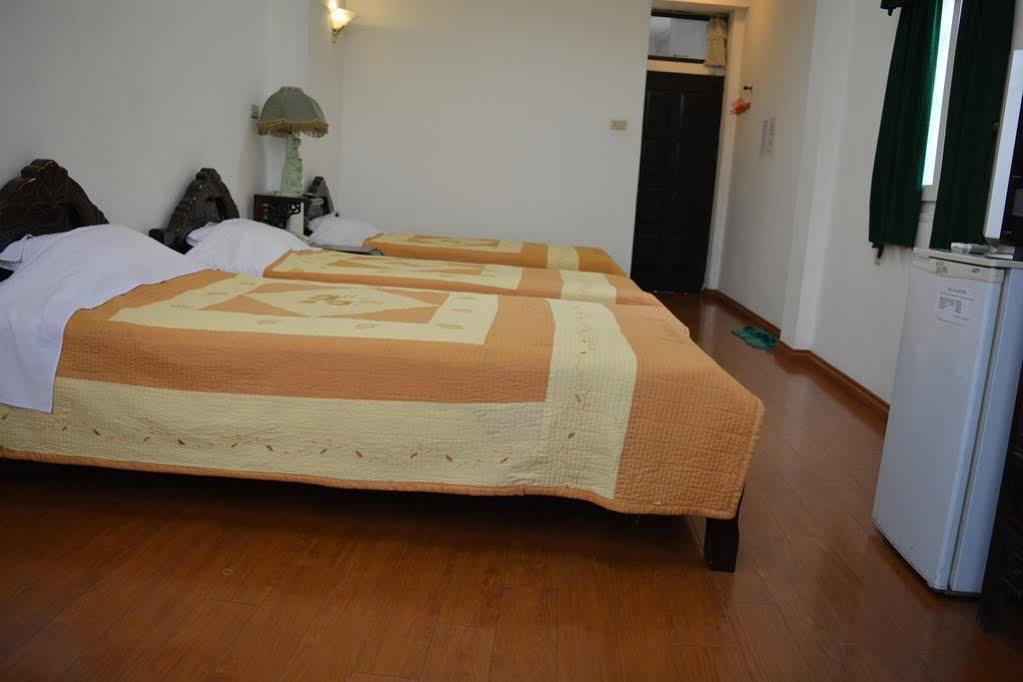 Hoang Cuong Hotel Hanoi Exteriör bild