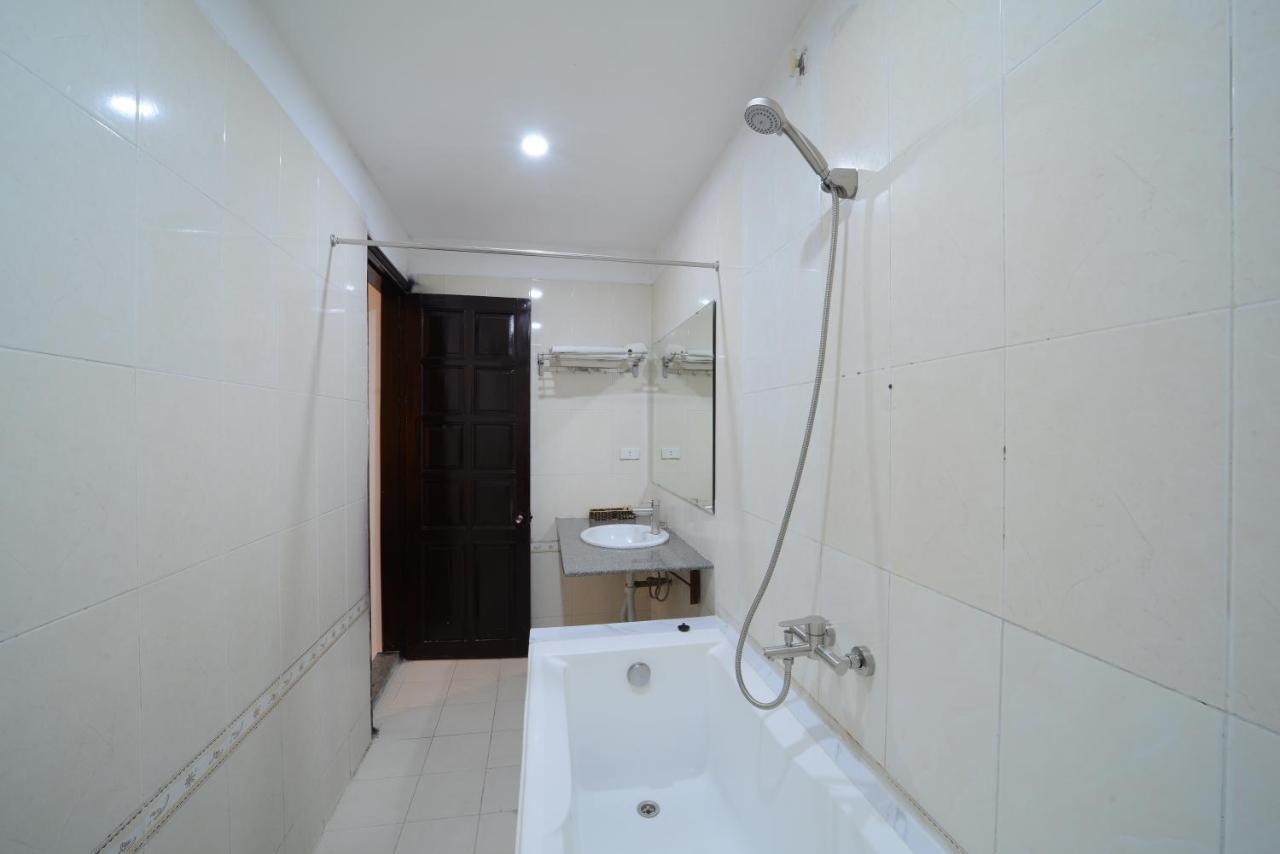 Hoang Cuong Hotel Hanoi Exteriör bild